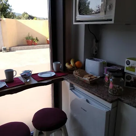 Entrepontes Apartment